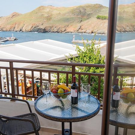 Castello Di Porto Apartment Panormos  Ngoại thất bức ảnh